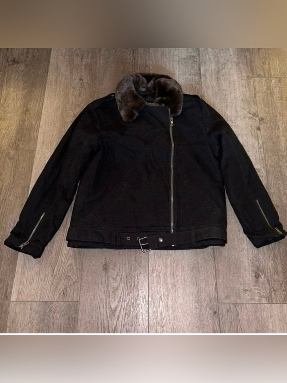 NWT Volcom Bikercore Aviator Perfect Stone Fur Moto Jacket Size Medium